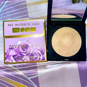 DAMAGED Pat McGrath Divine Glow Highlighter